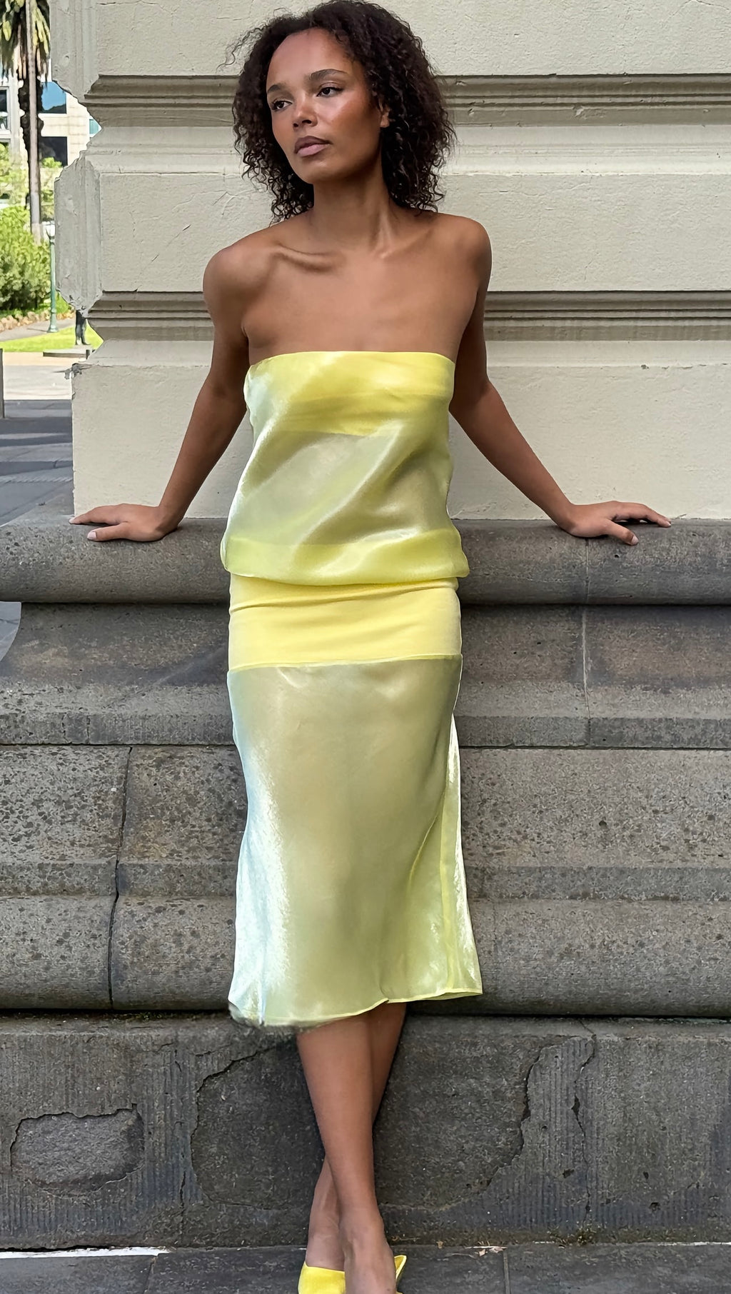 Mode mischief melt panel dress limoncello